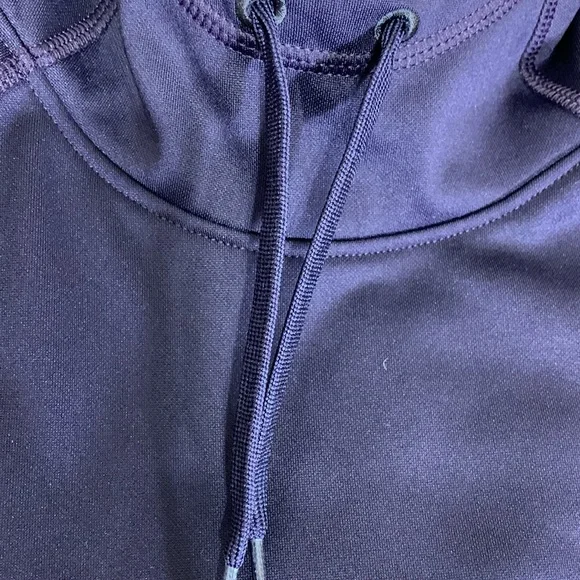 Nike pullover sweatshirt with hoodie - Picture 7 of 9